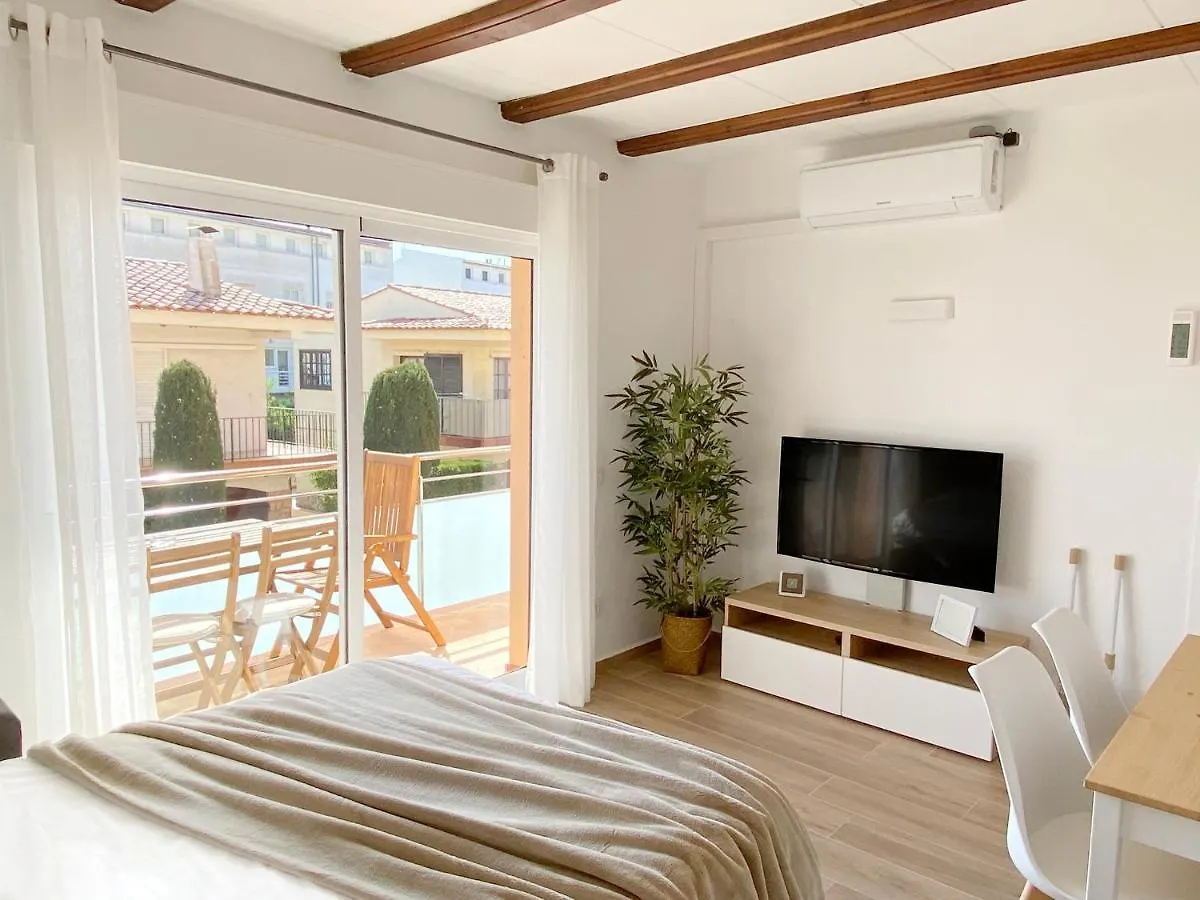 ל'אסטרטיט Apartament Miravent 0*,  ספרד